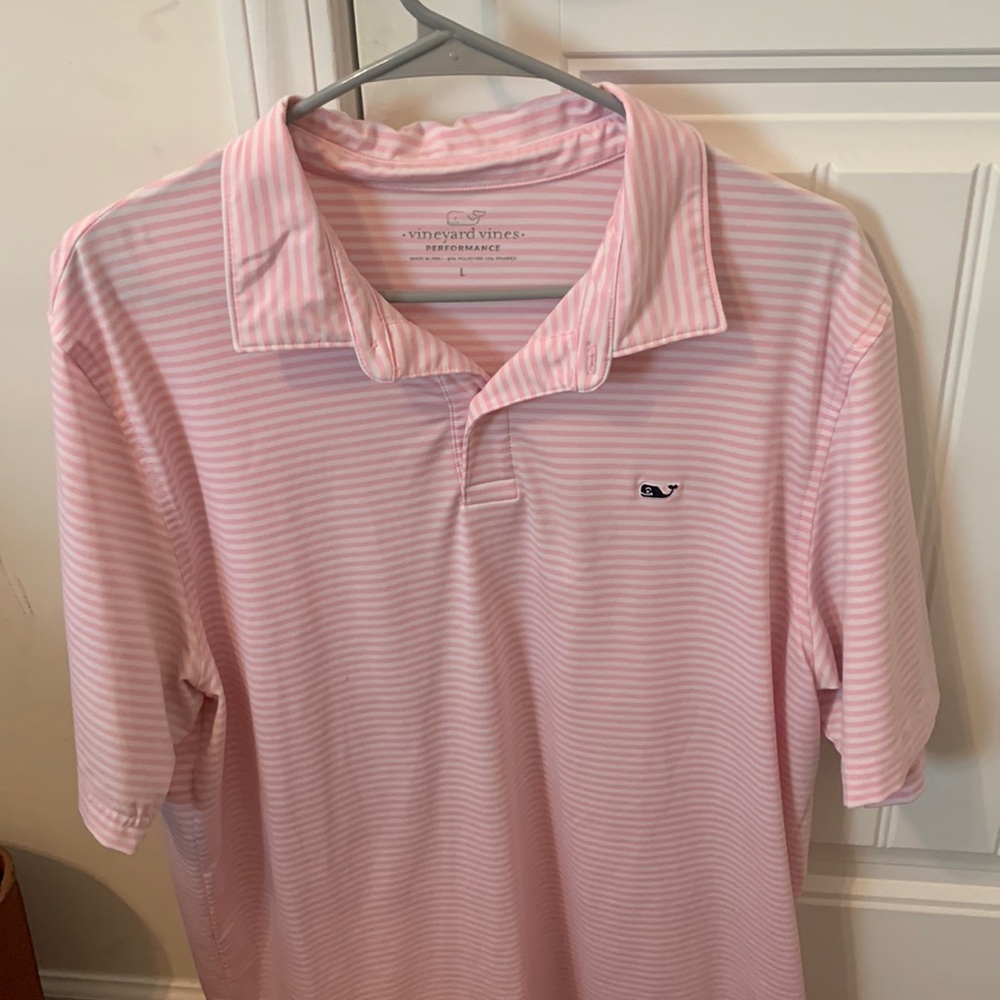 Vineyard Vines collared shirt! Large athletic material!